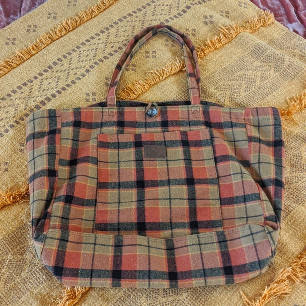 Maurices tote